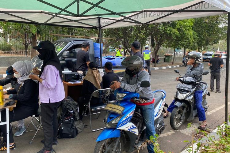 uji emisi, Uji Emisi, kendaraan bermotor, otomotif, emisi kendaraan, Emisi kendaraan bermotor, Tingkat Kepatuhan Uji Emisi di Jakarta Baru 8 Persen