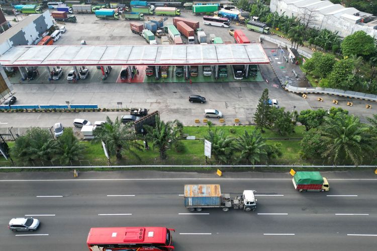 Lalu Lintas, maulid nabi, pengaturan lalu lintas, angkutan barang, Contra Flow, Kemenhub, Strategi Pengaturan Lalu Lintas Saat Libur Panjang Maulid Nabi 2025