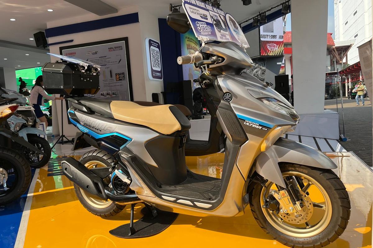 Modifikasi Yamaha Gear Ultima Bergaya Touring Harian