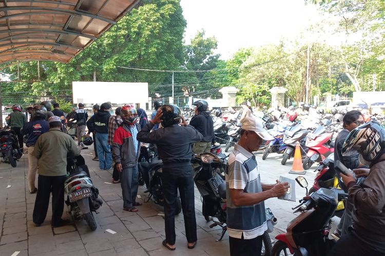 pajak kendaraan bermotor, program pemutihan pajak kendaraan, Pajak Kendaraan Bermotor, pemutihan pajak Jabar, Pemutihan pajak kendaraan, Ingat, Pemutihan Pajak Kendaraan di Jabar Terakhir Bulan Ini
