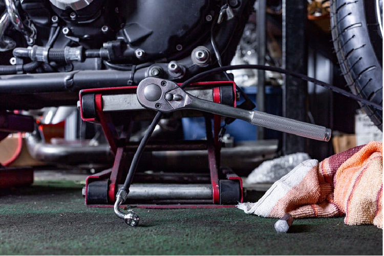 Mobil, mogok, perawatan, tune up, mobil, Perawatan, Tune Up Berkala Bisa Menekan Risiko Mogok Mendadak di Jalan