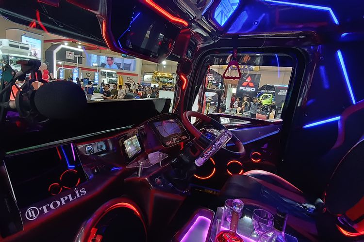 Mitsubishi Fuso, Canter, Modifikasi, modifikasi, Mitsubishi fuso, Fuso Canter, modifikasi canter, Modifikasi Canter, Berubah Total dan Pakai Pelek Pajero Sport