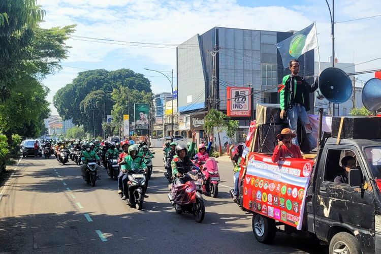 Konvoi kendaraan, konvoi kendaraan, ORMAS, Ormas, safety driving, aturan konvoi, Konvoi Kendaraan, konvoi ormas, Video Konvoi Ormas Berujung Dikejar Polisi, Begini Aturannya