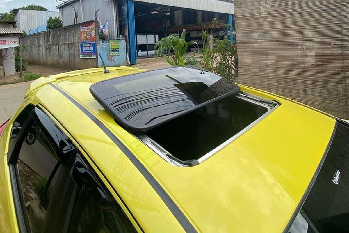 Sejarah dan Perkembangan Sunroof, Jadi Lambang Mobil Mewah