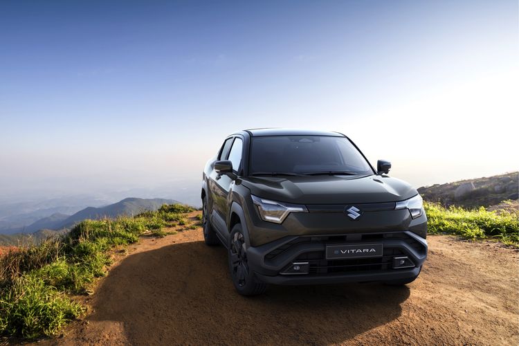 Gaikindo Indonesia International Auto Show, GIIAS, e Vitara, Mobil listrik, mobil listrik, mobil konsep, e vitara, GIIAS 2025, Suzuki Bawa e Vitara di GIIAS 2025, Intip Spesifikasinya