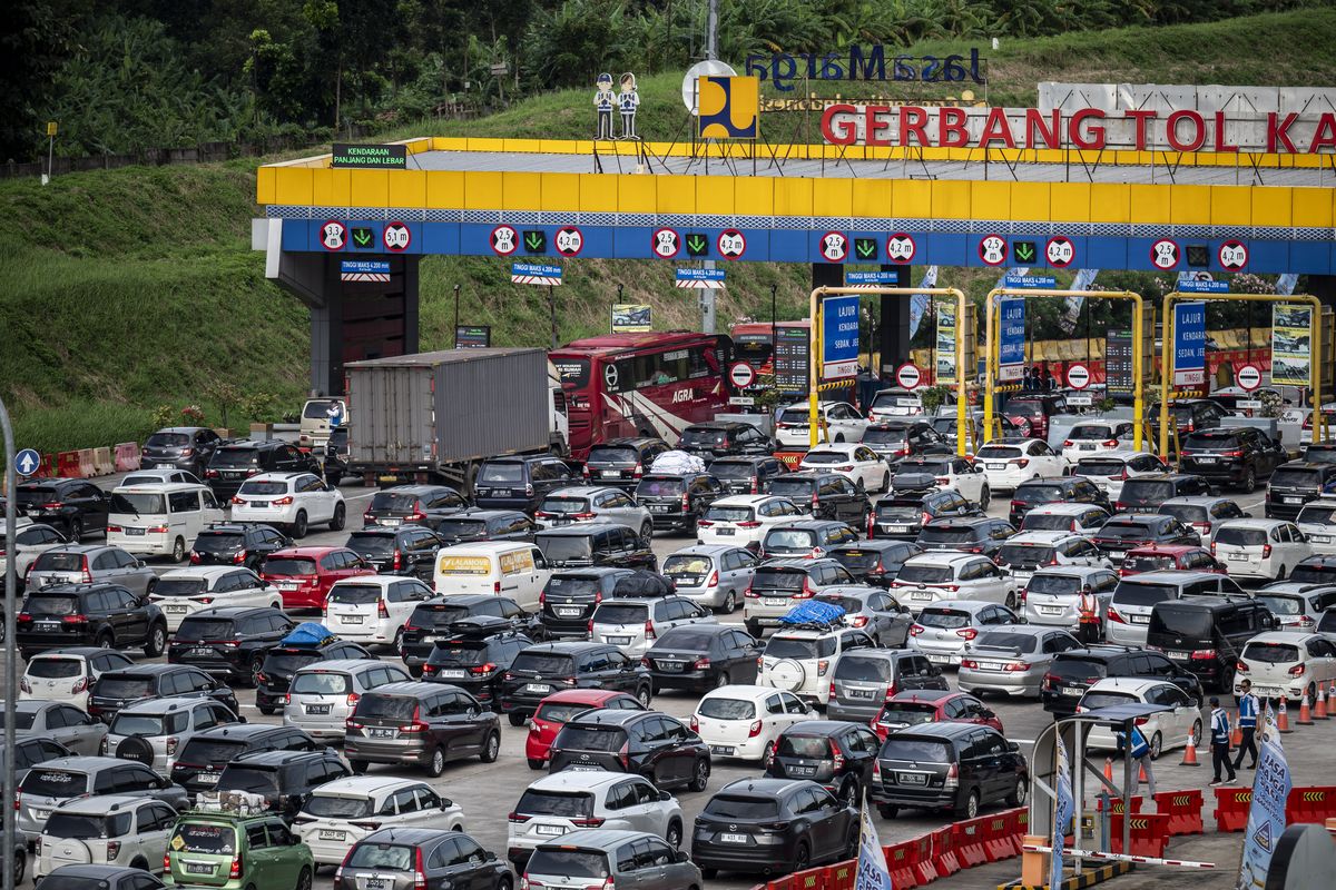Diskon Tarif Tol Berlaku Hari Ini, dari GT Kalikangkung ke GT Cikampek Utama