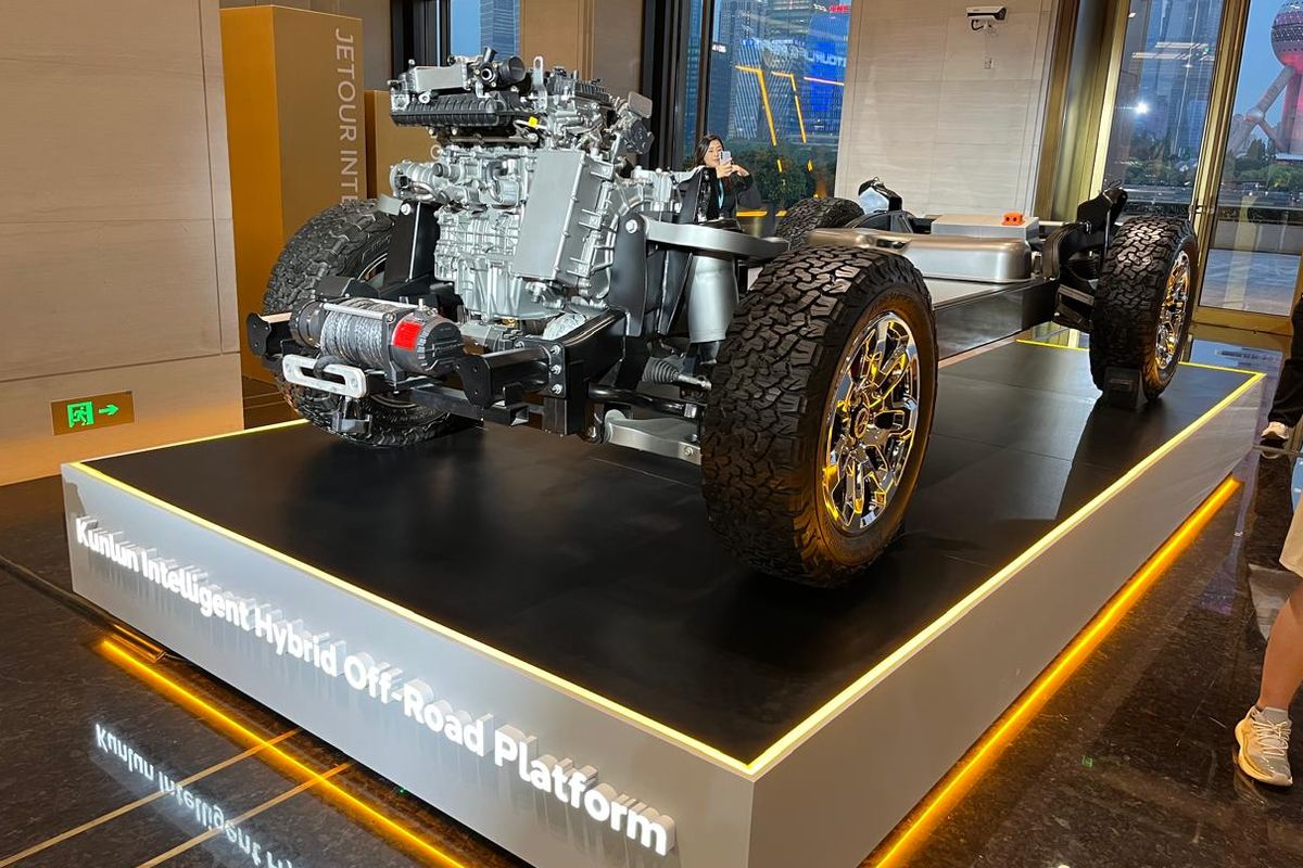 Jetour Kenalkan Platform Mobil Offroad Hybrid Terbaru