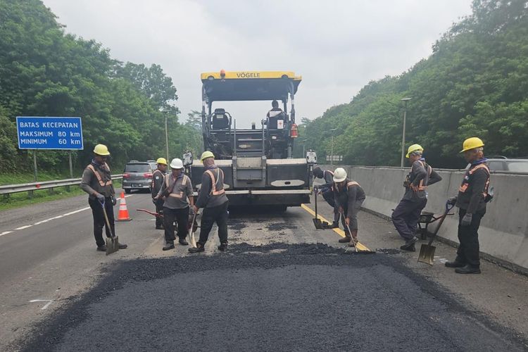 Cipularang, Jasa Marga, Tol Cipularang, cipularang, perbaikan jalan tol, lalu lintas kendaraan, Ada Perbaikan Tol Cipularang sampai Kamis Besok, Waspada Macet