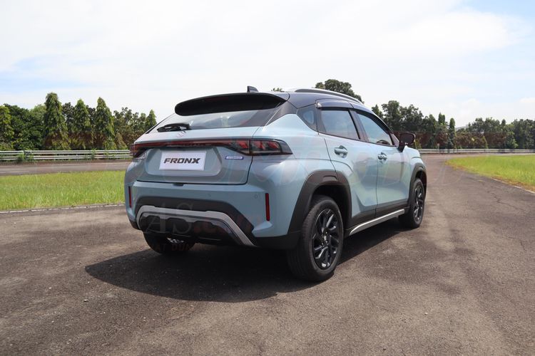 SUV ringkas, Toyota Raize, desain eksterior, Suzuki Fronx, Desain eksterior, suzuki fronx, Suzuki Fronx vs Toyota Raize: Perbandingan Desain SUV