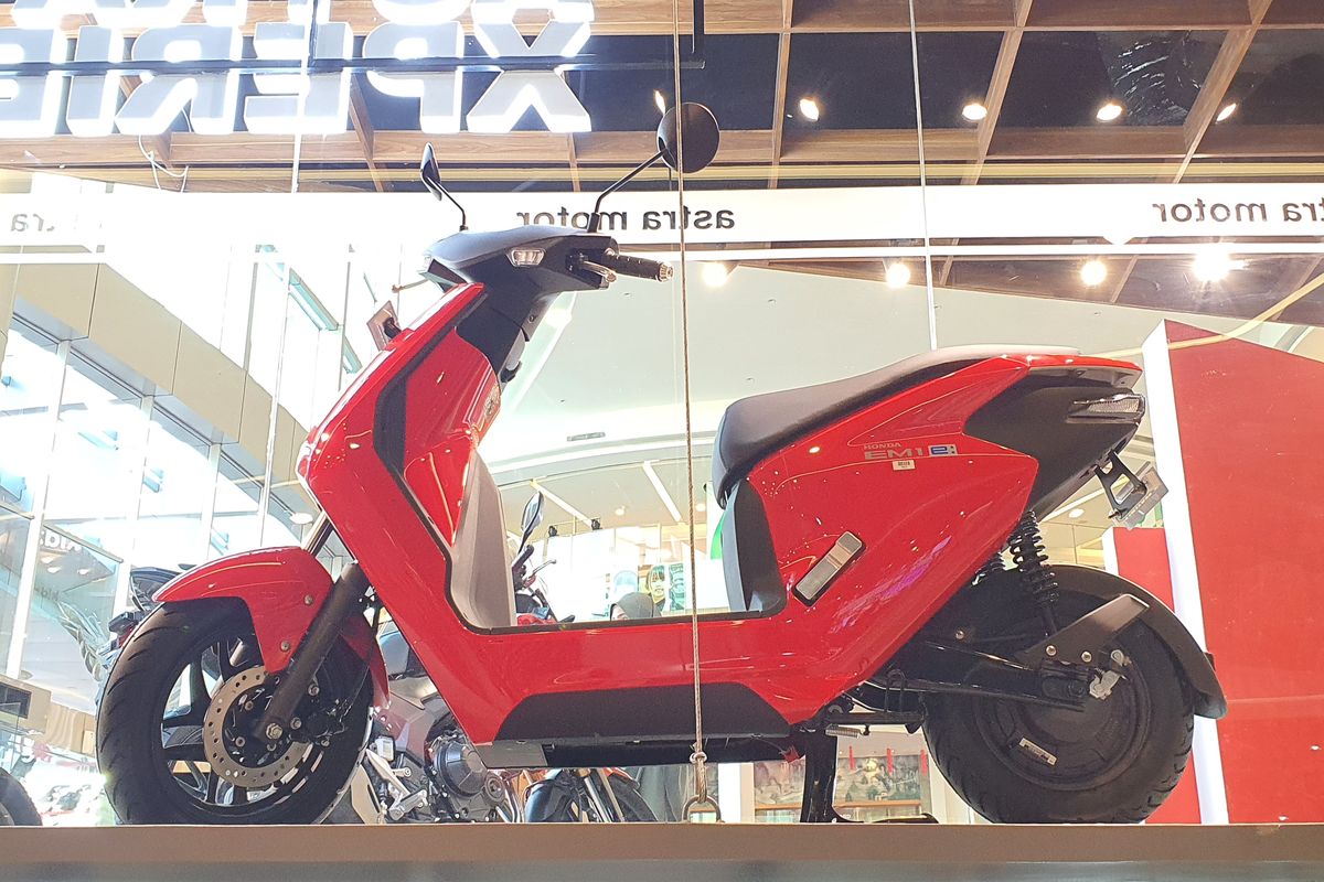 Kendala Mencari Ban buat Motor Listrik di Indonesia