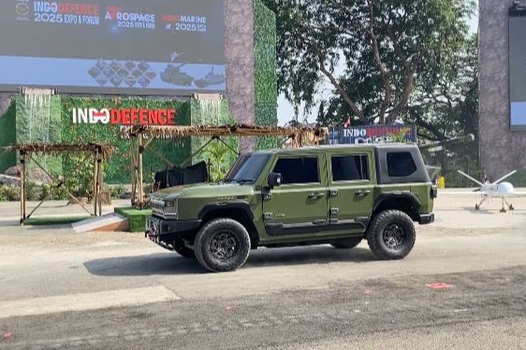 Pindad, Pandu TEF, MV3-EV Pandu, Maung, otomotif, mobil listrik, kendaraan listrik, maung, Kapan Kendaraan Taktis Listrik MV3-EV Pandu Diproduksi Massal?