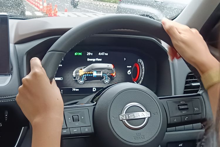 Nissan, GIIAS, Nissan X-trail, Nissan X-Trail e-Power, GIIAS 2025, nisa gajah lampung, Spesifikasi Nissan X-Trail e-Power yang Meluncur di GIIAS 2025