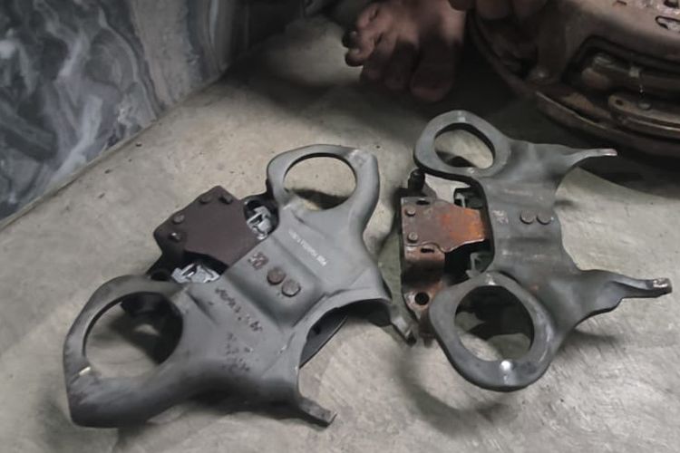 dual clutch, Dual clutch, Dual clutch menerjang banjir, Dual clutch korosi, Jangan Pernah Paksa Mobil Dual Clutch Menerjang Banjir