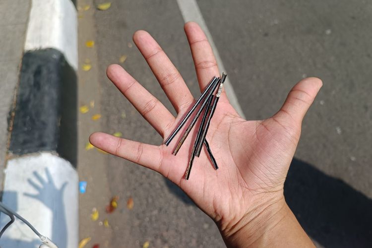 paku, ranjau paku, ban bocor, ban kempis, ranjau paku di jakarta, Enam Lokasi Rawan Ranjau Paku di Jakarta, Pengendara Harus Waspada