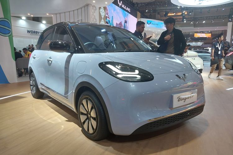 GIIAS 2025, BYD Atto 1, mobil listrik murah, wuling binguoEV, Adu EV Rp 195 Jutaan: BYD Atto 1 vs Wuling Binguo EV