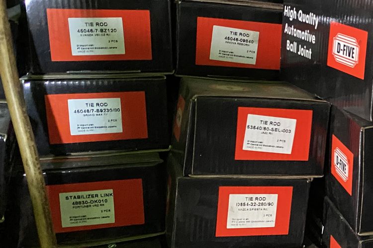 kaki-kaki, tie rod, bengkel spesialis, kaki-kaki mobil, komponen mobil, Tie Rod, Bengkel Spesialis Kaki-kaki Mobil, Servis Tie Rod mulai Rp 200.000