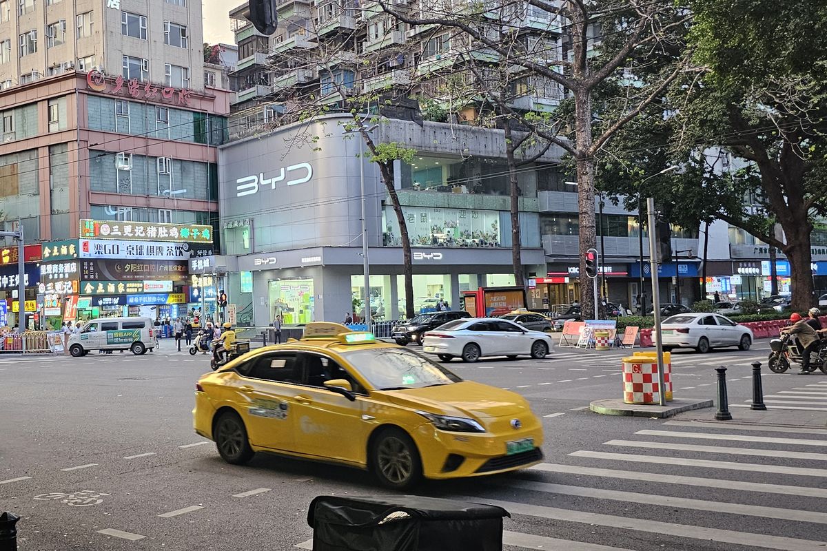 Muncul Fenomena Mobil Bekas Nol Kilometer di China