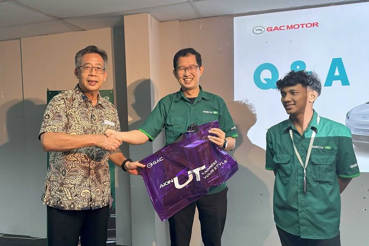 mobil listrik, Grab Indonesia, GAC Aion, Kolaborasi GAC Aion dan Grab Kampanyekan Keselamatan Berkendara