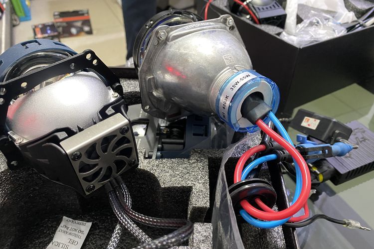 Lampu, lampu mobil, Bi-LED, Jangan Keliru, Ini Beda Lampu Biled, HID dan LED pada Mobil