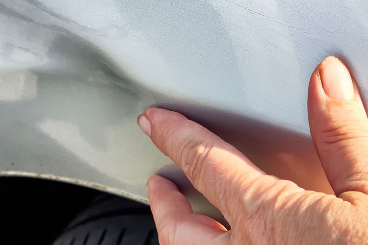 bodi mobil, Paintless Dent repair, body mobil penyok, perbaikan body mobil, Bukan Lagi Ketok Magic, Ini Teknik Perbaiki Mobil Penyok