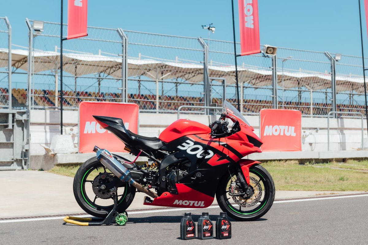 Pilihan Pelumas Mesin Motor, Bisa untuk Harian dan Balapan