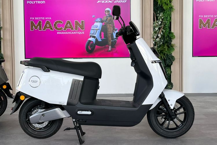 Polytron, motor listrik murah, motor listrik Polytron, Polytron Fox 200, Fox 200, Spesifikasi Motor Listrik Polytron Fox 200, Jarak Tempuh 85 Km