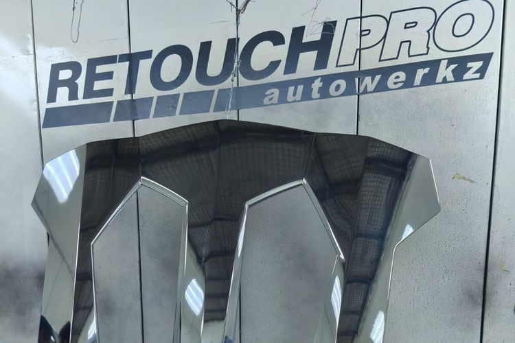 Modifikasi mobil, cat mobil, cat chrome, cat mobil chrome, Mobil Tampil Menyala dengan Modifikasi Cat Chrome, Segini Biayanya