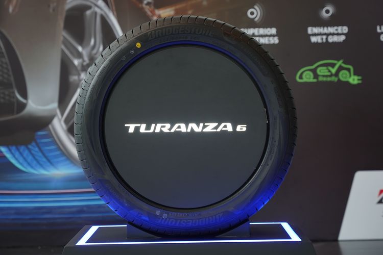 tekanan udara, ban mobil listrik, gaya berkendara, pemeliharaan ban, Gaya Berkendara yang Efektif Agar Ban Mobil Listrik Awet