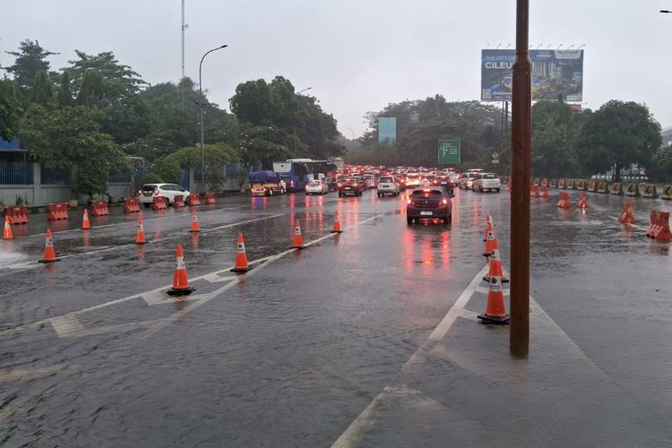 Populer Otomotif, artikel terpopuler, jambore pramuka, Diskon LMPV, exit tol cibubur, Toyota Innova Zenix, MG4 EV, Honda RoadSync, new honda adv160, Ubahan Innova Zenix, Honda ADV160 RoadSync