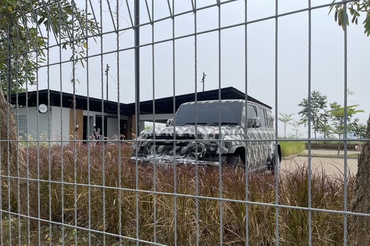 mobil listrik, kamuflase, iCAR, Jaecoo, iCar V23, iCar V23 Tertangkap Kamera di PIK, Bakal Ganti Merek Jadi Jaecoo?