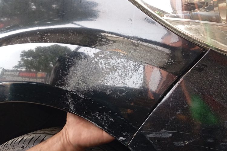 Perawatan Mobil, bengkel ketok magic, pemolesan bodi mobil, cat mobil baru, Jangan Langsung Poles Mobil Setelah Diketok Magic, Ini Risikonya