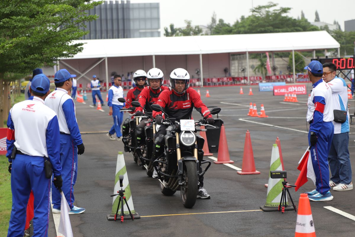 Motor Butuh 11 Meter untuk Berhenti dari Kecepatan 40 Kpj