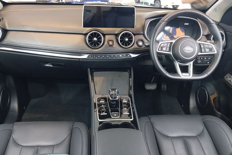 wuling binguo ev, mobil listrik, perbandingan mobil, DFSK Seres 3, Manakah yang Lebih Unggul: DFSK Seres 3 atau Wuling Binguo EV?