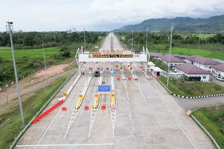 Hutama Karya, tarif jalan tol, Tol Padang-Sicincin, gratis untuk umum, Tol Padang-Sicincin Resmi Dibuka, Gratis di Awal Pengoperasian