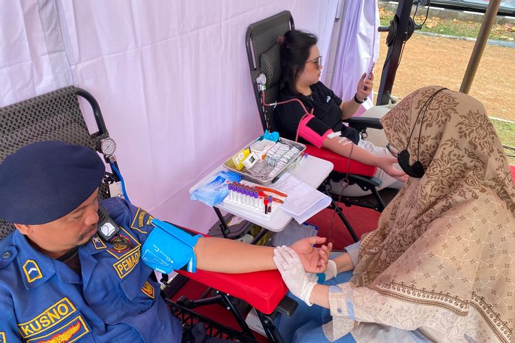 donor darah, Daihatsu, Astra Daihatsu Motor, Daihatsu Kumpul Sahabat, Daihatsu Kumpul Sahabat Cirebon, Donor Darah dan Cek Kesehatan Gratis di Daihatsu Kumpul Sahabat Cirebon