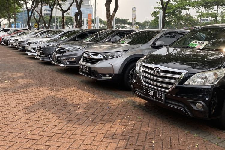 mobil bekas, diler mobil bekas, sedan mewah, Sedan Mewah, Mobil bekas di bawah Rp 100 juta, mobil bekas rp 100 juta, Pilihan Mobil Bekas Harga di Bawah Rp 100 Juta, Bisa Dapat Camry