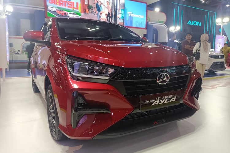 Mobil bekas, Low Cost Green Car, LCGC, mobil bekas, harga mobil bekas, low cost green car, Daftar Harga LCGC Bekas Juli 2025, Ayla mulai Rp 90 Jutaan