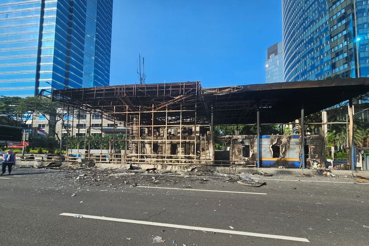 unjuk rasa, Jasa Marga, kerusakan, Cawang, gerbang tol, Tomang, Pluit, Tol Dalam Kota, aksi massa, 7 Gerbang Rusak, Tol Cawang–Tomang–Pluit Masih Ditutup Sementara