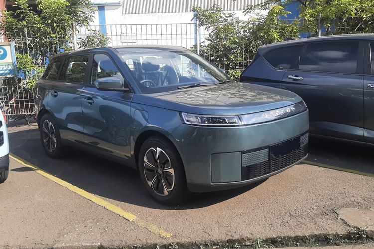 Jaecoo, Jaecoo J5, mobil listrik, kendaraan listrik, J5 EV, jaecoo j5 bev, Jaecoo Indonesia Jawab Kemunculan J5 di Bekasi, Kode untuk GIIAS 2025?