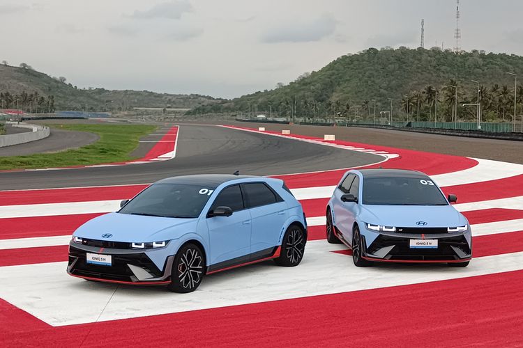 kecelakaan supercar, Kesadaran Pengemudi, Skill dan Mental, Risiko Mengemudi, Kecelakaan Lamborghini di Tangerang Selatan: Analisis Ahli