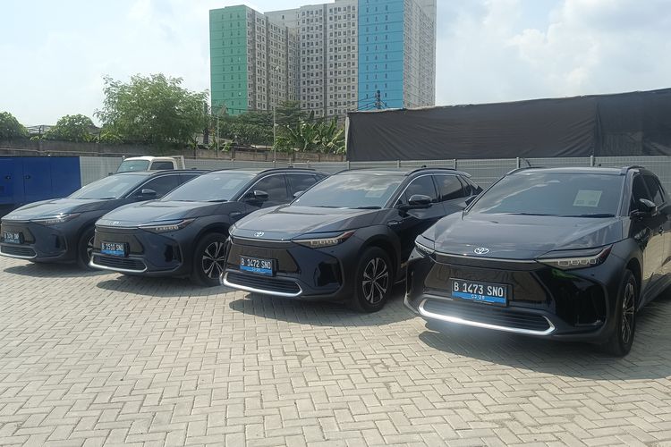 mobil bekas, Ibid, lelang mobil, mobil lelang, Ibid-Balai Lelang Serasi, Peminat Mobil Lelang Meningkat, tapi Belum Sesuai Harapan