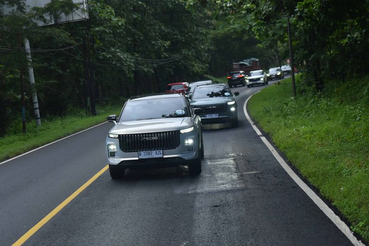 kendaraan listrik hibrida, teknologi Super Hybrid System, Chery Tiggo 8, Jaecoo J7, Kendaraan listrik hibrida, Teknologi Super Hybrid System, Satu Platform Dua Merek, Apa Perbedaan Sistem Hybrid Chery dan Jaecoo?