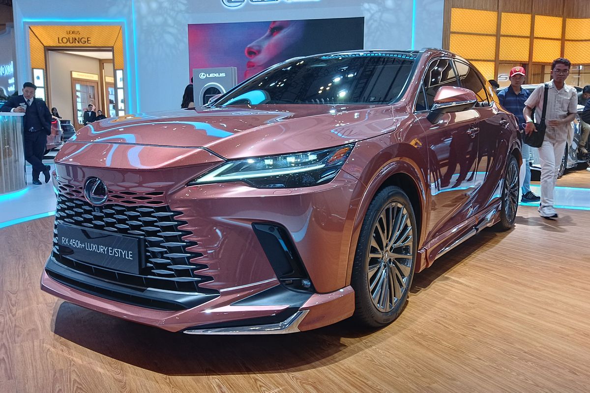 GIIAS 2025: Lexus Luncurkan Varian Baru dengan Body Kit