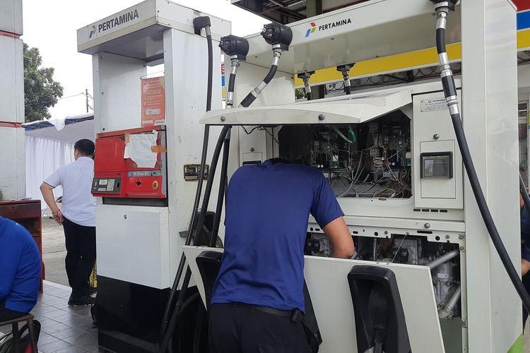 Lexus, Lexus RX 300, RX 300, BBM oplosan, lexus mogok, Lexus Mogok Usai Isi Pertamax, Benarkah karena BBM Kotor?