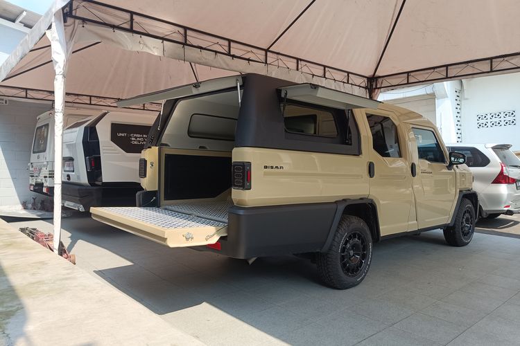 Karoseri, DSP Styling, karoseri, Hilux Rangga Double Cabin, Rangga Double Cabin, Hilux Rangga Bisma, Toyota Hilux Rangga Bisma, Toyota Hilux Rangga Bisma, Double Cabin dengan Atap Hard dan Soft