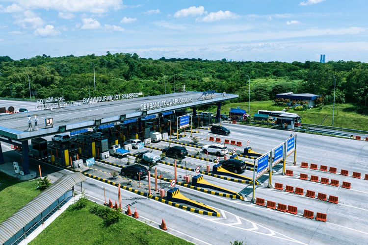 arus mudik, kendaraan, tol trans-jawa, Cikampek Utama, Update Arus Mudik, Lebih dari 200.000 Kendaraan Menuju Timur Trans-Jawa