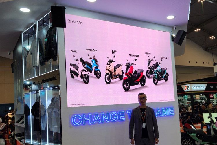 subsidi pemerintah, motor listrik, Purbaja Pantja, ekosistem charging, Insentif Motor Listrik Bisa Lewat Infrastruktur, Bukan Cuma Subsidi