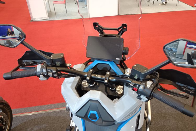 pameran, pameran otomotif, Zontes, Zontes 368G, Spesifikasi Zontes 368G, Matik Petualang Bongsor Banyak Fitur