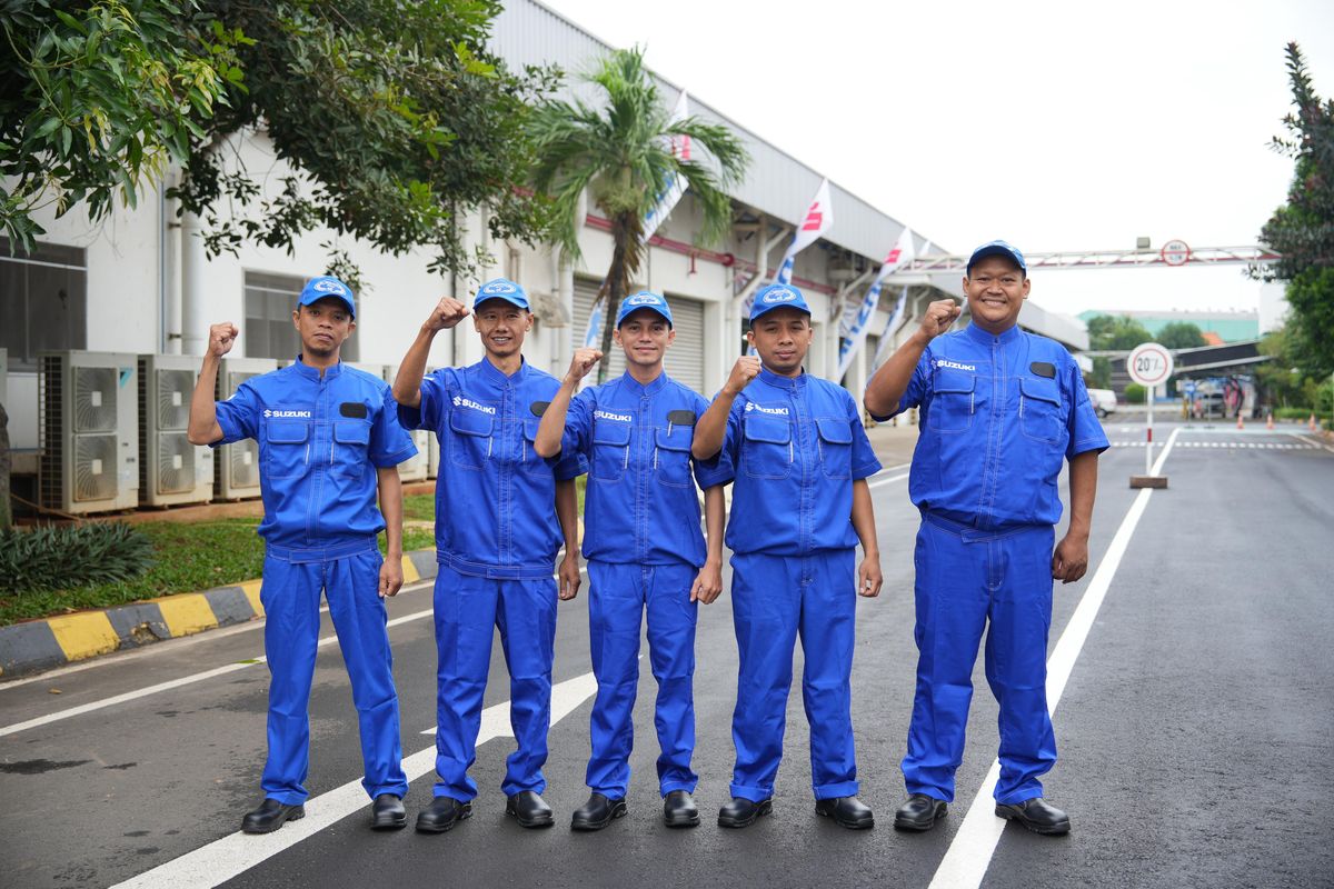 Teknisi Bengkel Resmi Suzuki Punya Seragam Baru, Biru Lebih Cerah