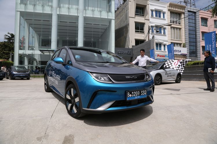 mobil bekas, mobil listrik, mobil listrik bekas, harga mobil listrik bekas, harga mobil listrik bekas jatuh, Mobil Listrik Bekas: Layak Dibeli atau Sebaiknya Baru Sekalian?